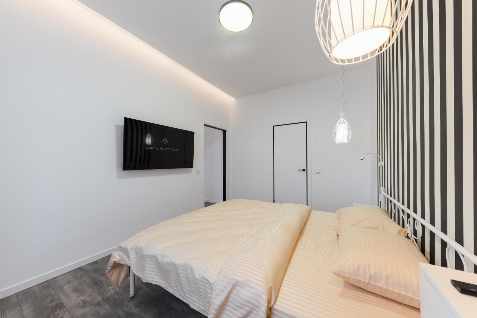 Luxury Apartments Laborca 乌日霍罗德 外观 照片