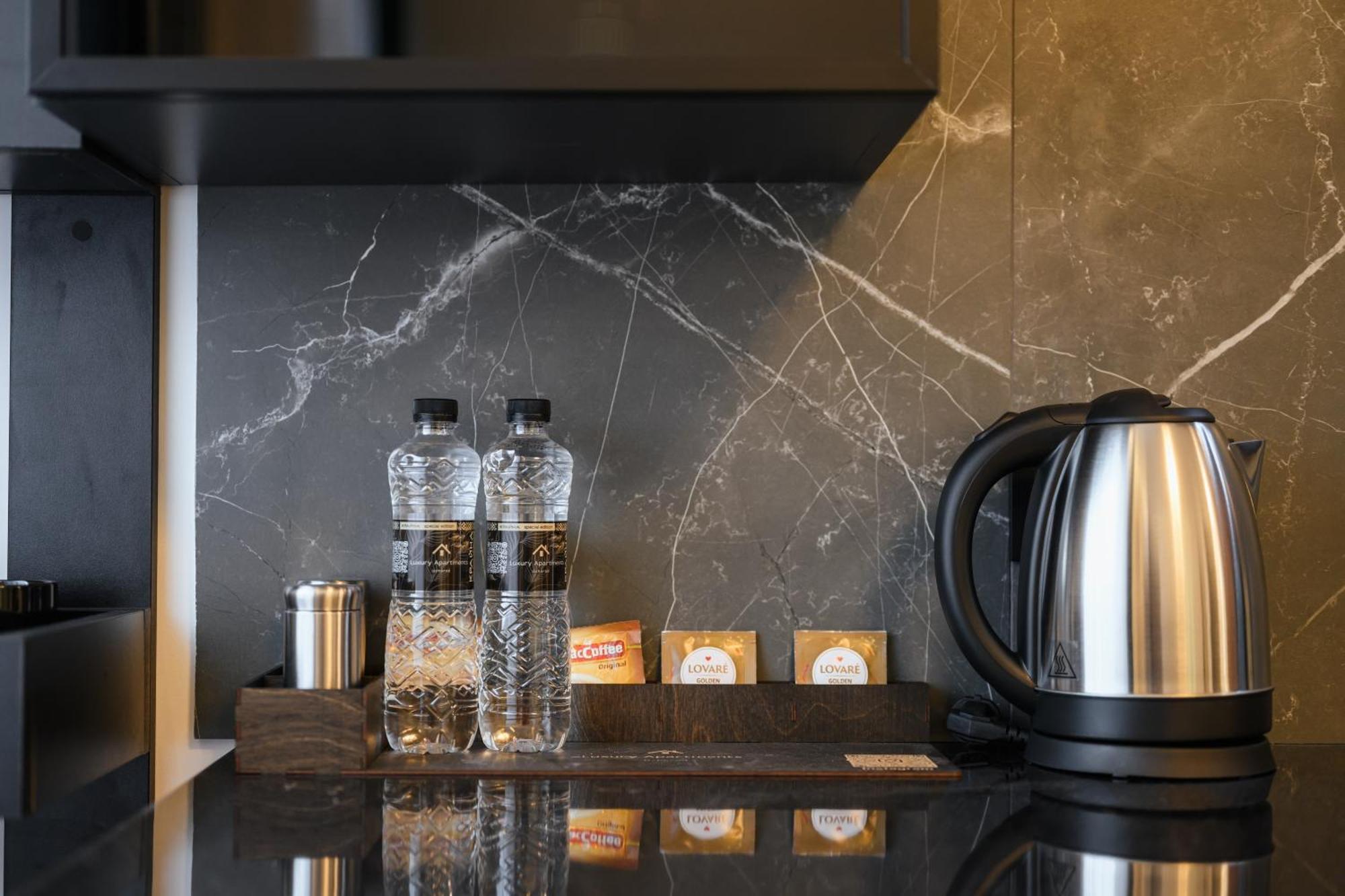 Luxury Apartments Laborca 乌日霍罗德 外观 照片