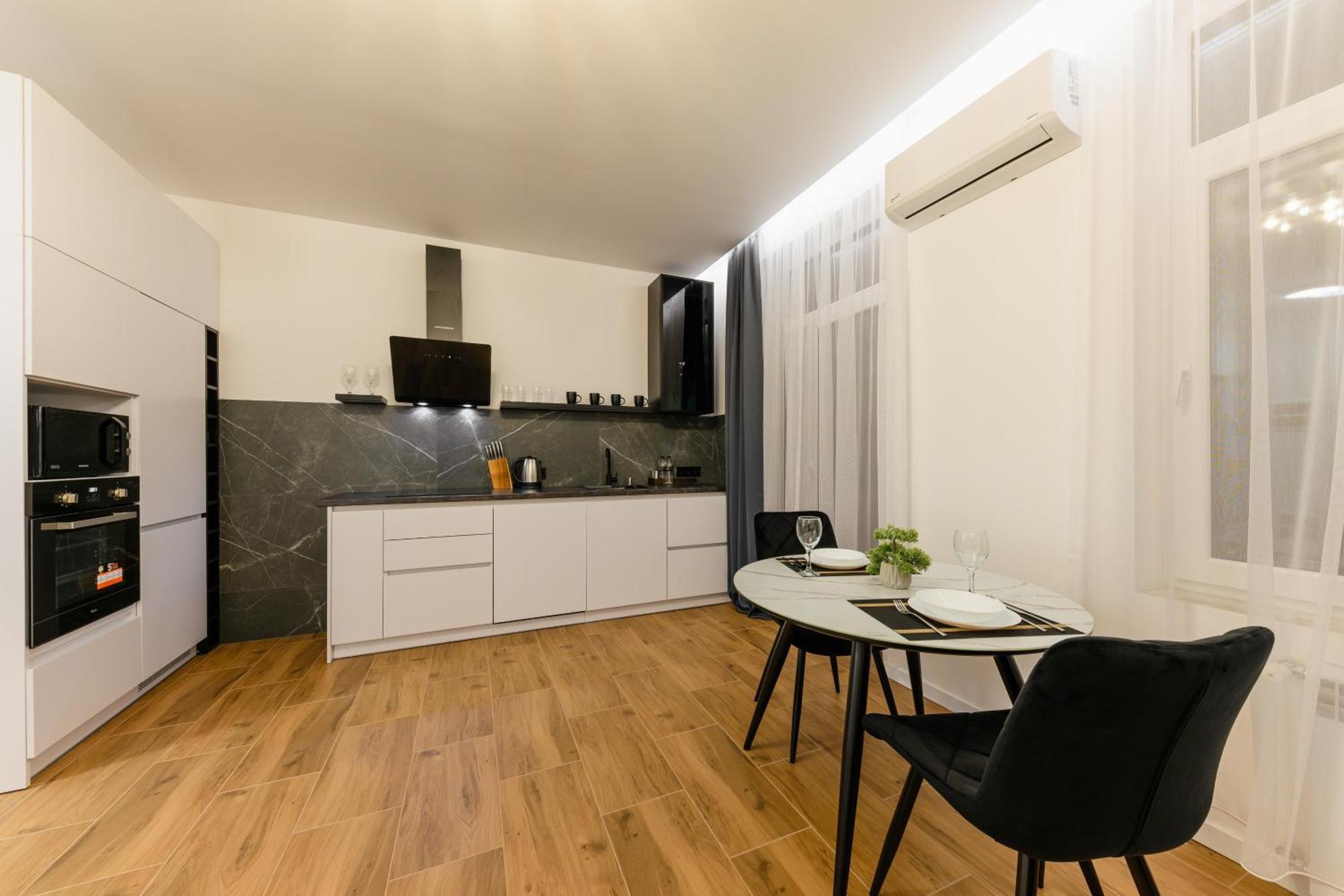 Luxury Apartments Laborca 乌日霍罗德 外观 照片