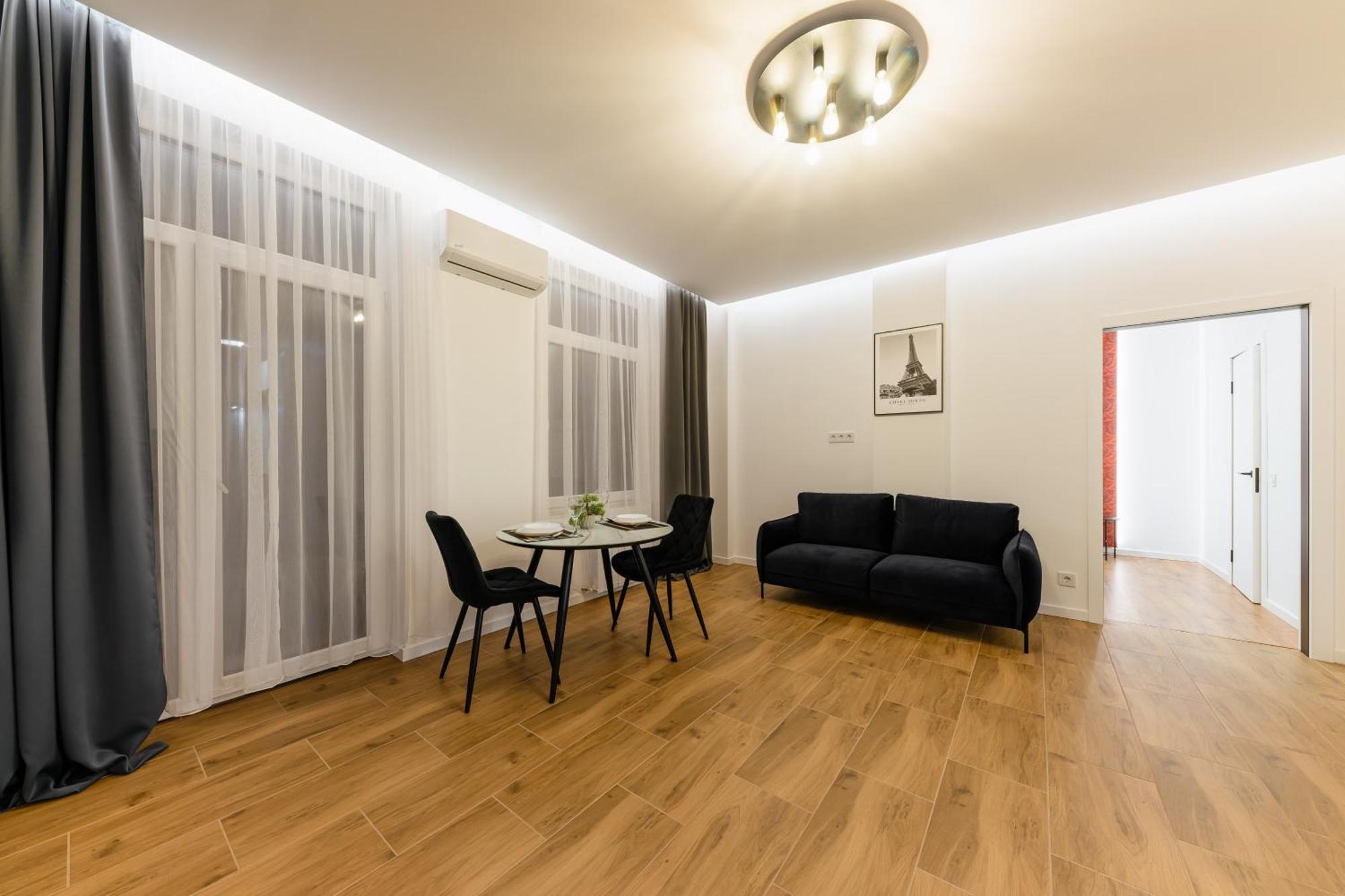 Luxury Apartments Laborca 乌日霍罗德 外观 照片
