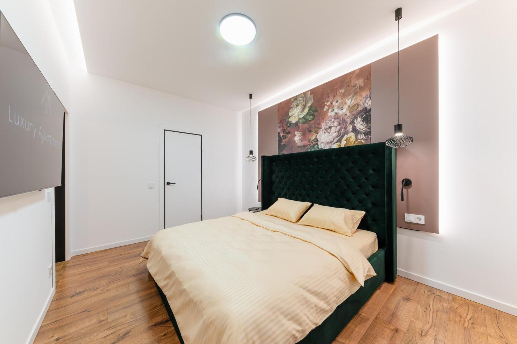 Luxury Apartments Laborca 乌日霍罗德 外观 照片